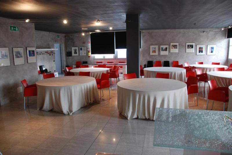 Hotel Metropolis Reggio nell'Emilia Zewnętrze zdjęcie